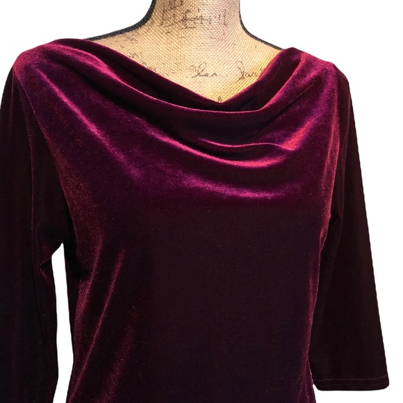 Tapemeasure Polyester Spandex Burgundy Blouse Size S - Picture 10 of 13